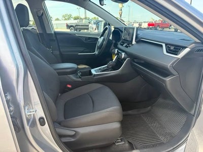 2023 Toyota RAV4 Hybrid LE