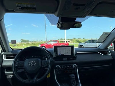 2023 Toyota RAV4 Hybrid LE