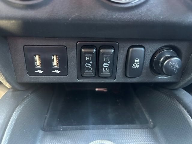 2023 Mitsubishi Outlander Sport ES