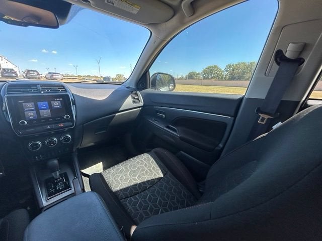2023 Mitsubishi Outlander Sport ES