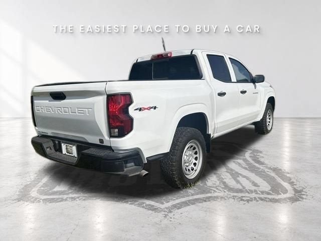 2024 Chevrolet Colorado WT