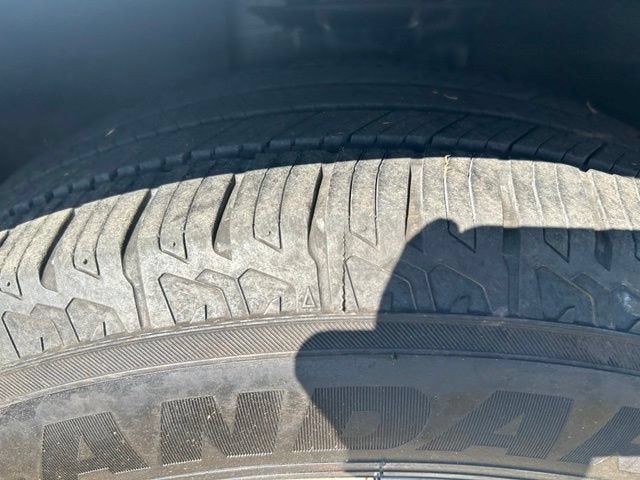 2021 Ford Edge SE