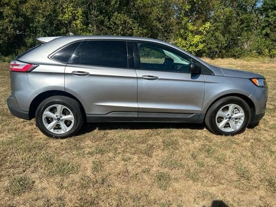 2021 Ford Edge SE