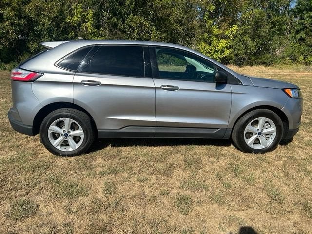 2021 Ford Edge SE