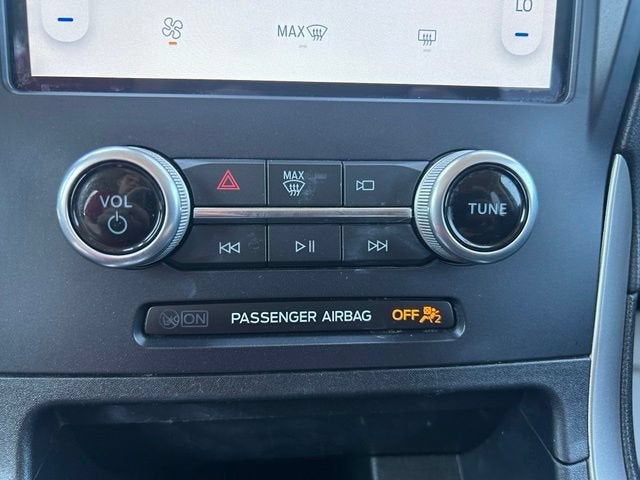 2021 Ford Edge SE