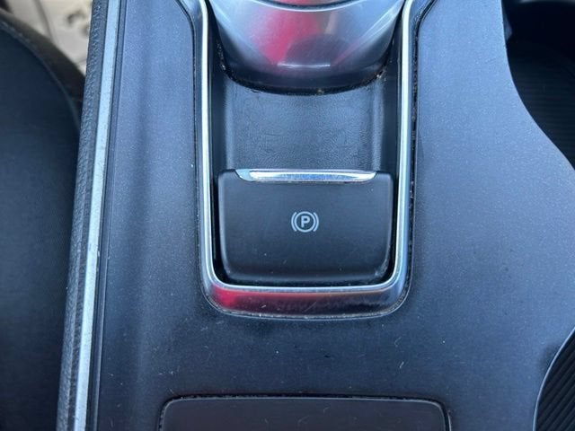 2021 Ford Edge SE