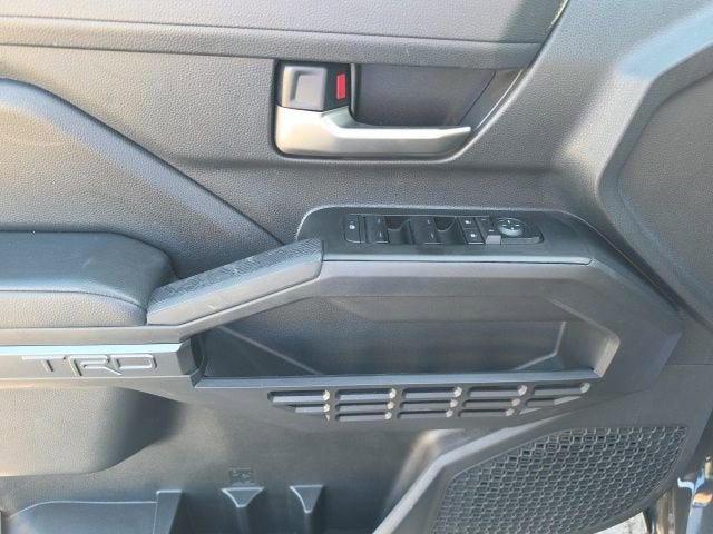 2025 Toyota Tacoma 4WD SR