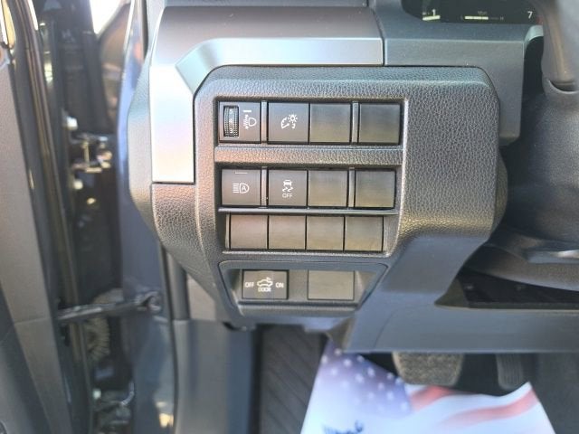 2025 Toyota Tacoma 4WD SR