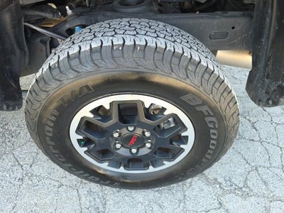 2025 Toyota Tacoma 4WD SR