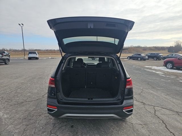 2022 Volkswagen Taos SE