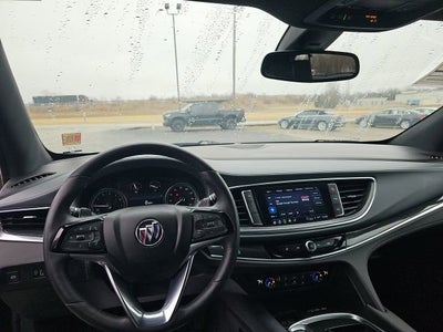 2024 Buick Enclave Essence